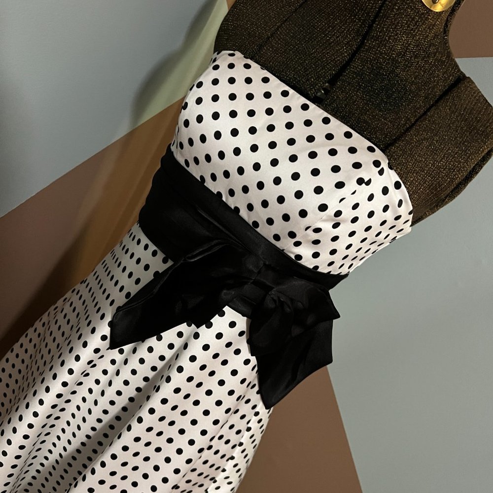 Morgan & Co. Polka Dot Formal Dress - Picture 2 of 10